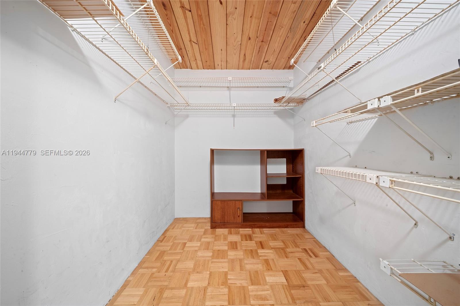 RIVERWOOD SEC 3 - Residential