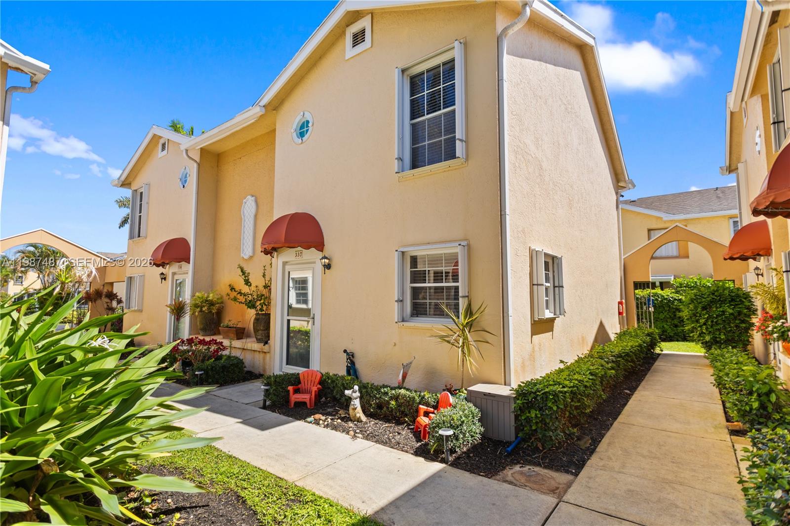 WATERSIDE VILLAGE OF PALM - Residential