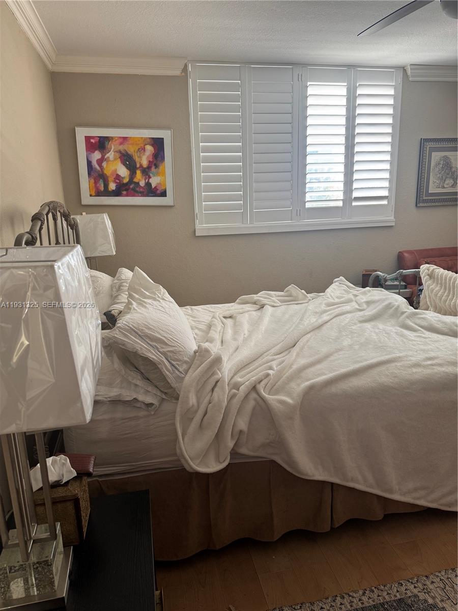 GARDEN-AIRE VILLAGE - Residential