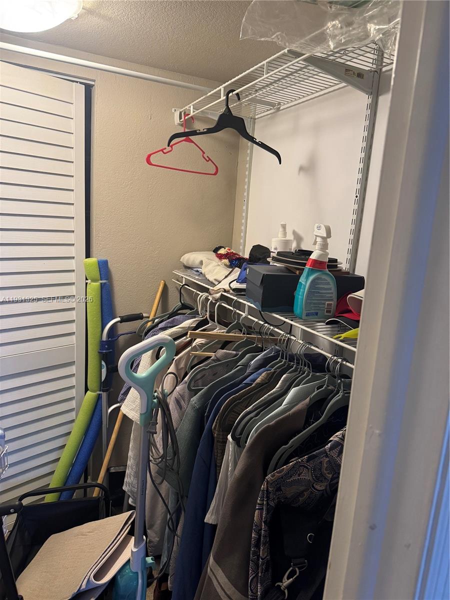 GARDEN-AIRE VILLAGE - Residential