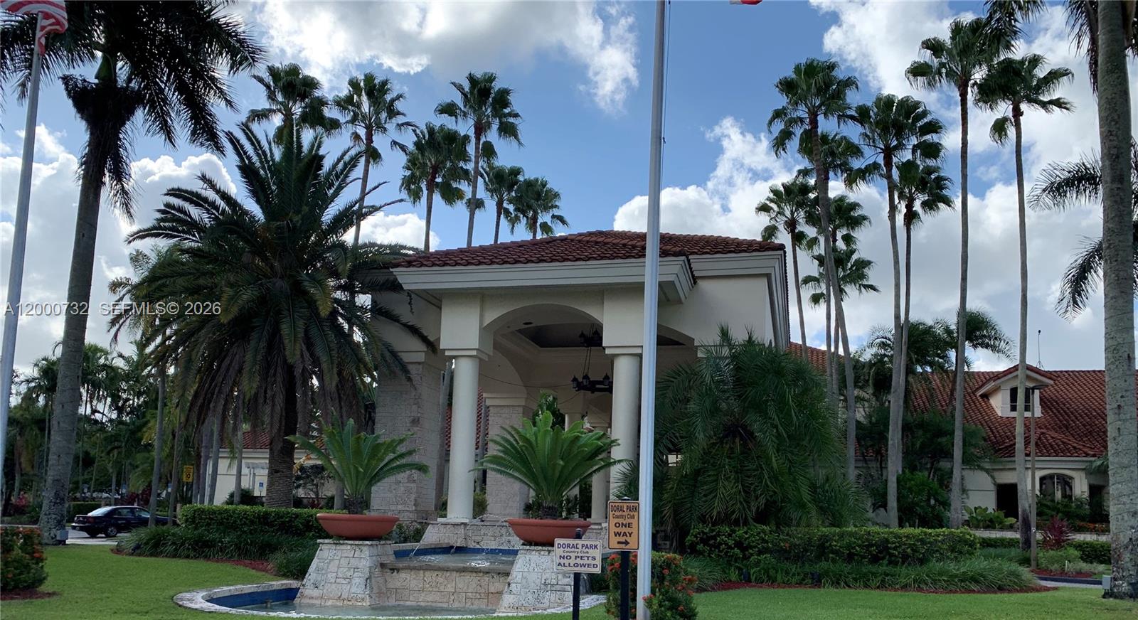 TOWNHOMES OF DORAL PLACE - Residential