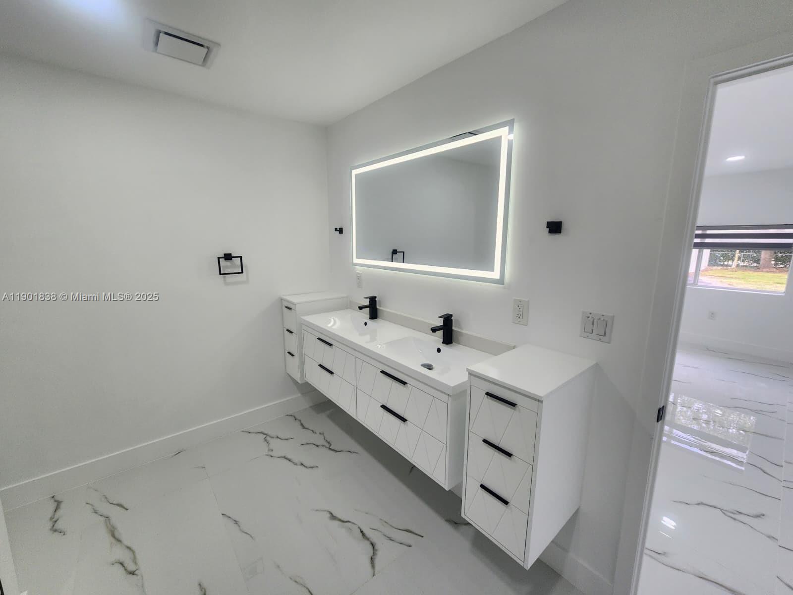 HIDEAWAY PINES SEC 1 - Residential