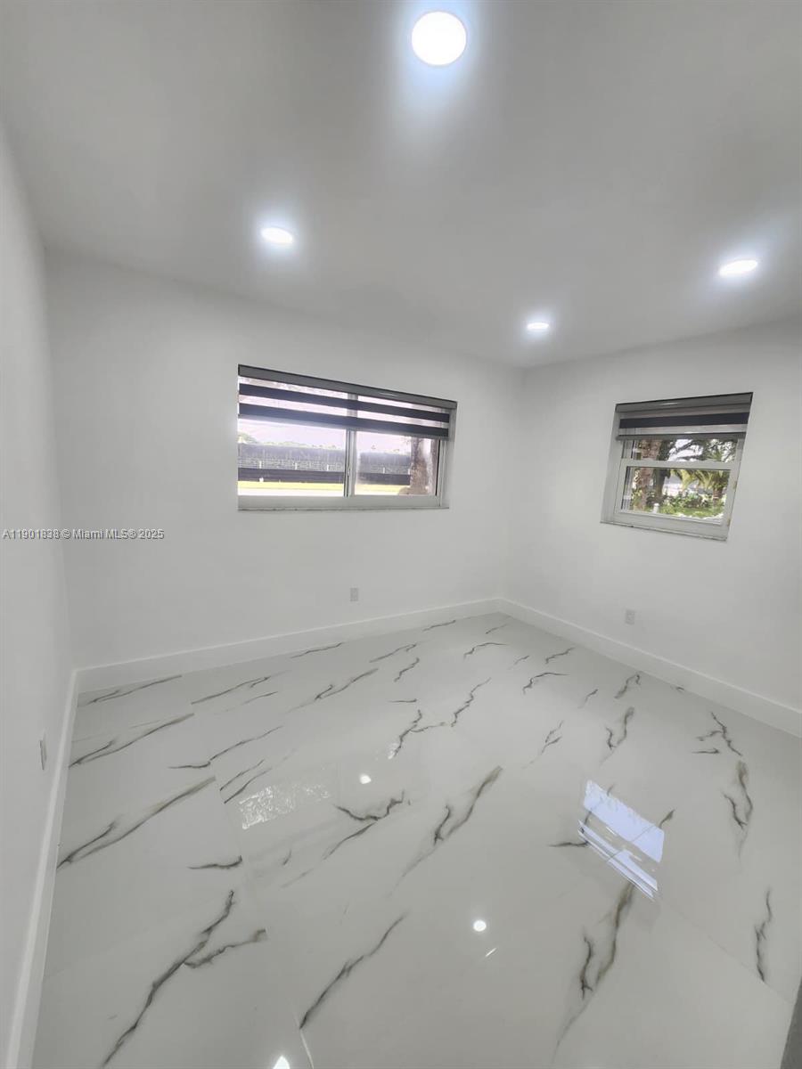 HIDEAWAY PINES SEC 1 - Residential