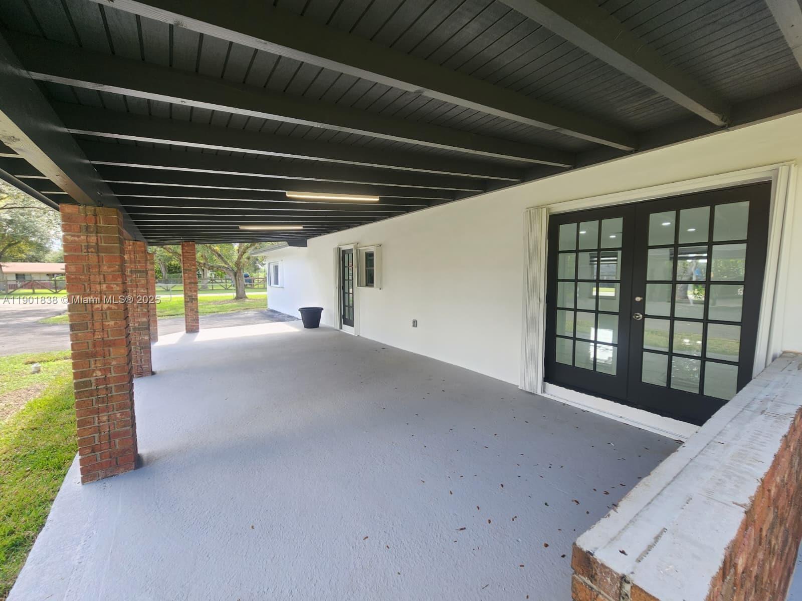 HIDEAWAY PINES SEC 1 - Residential