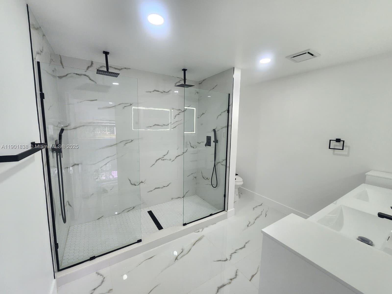 HIDEAWAY PINES SEC 1 - Residential