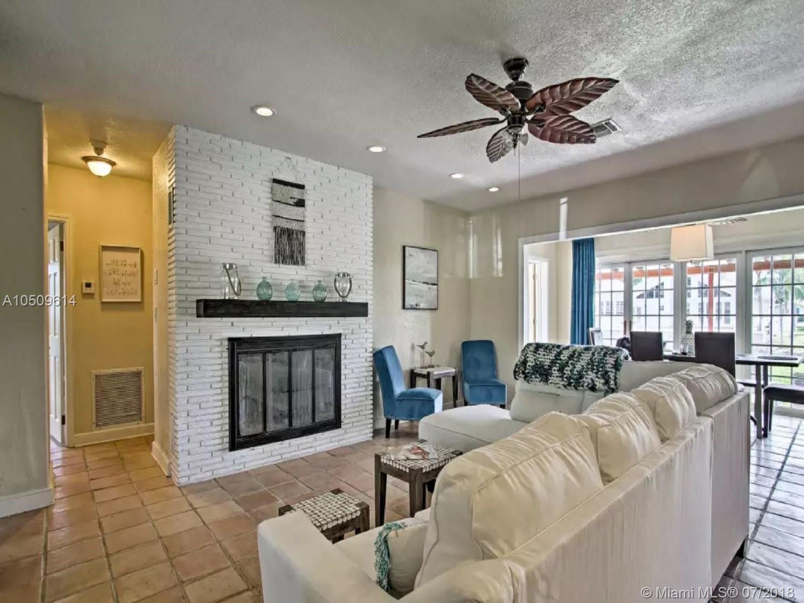 HILLSBORO HARBOR - Residential Lease