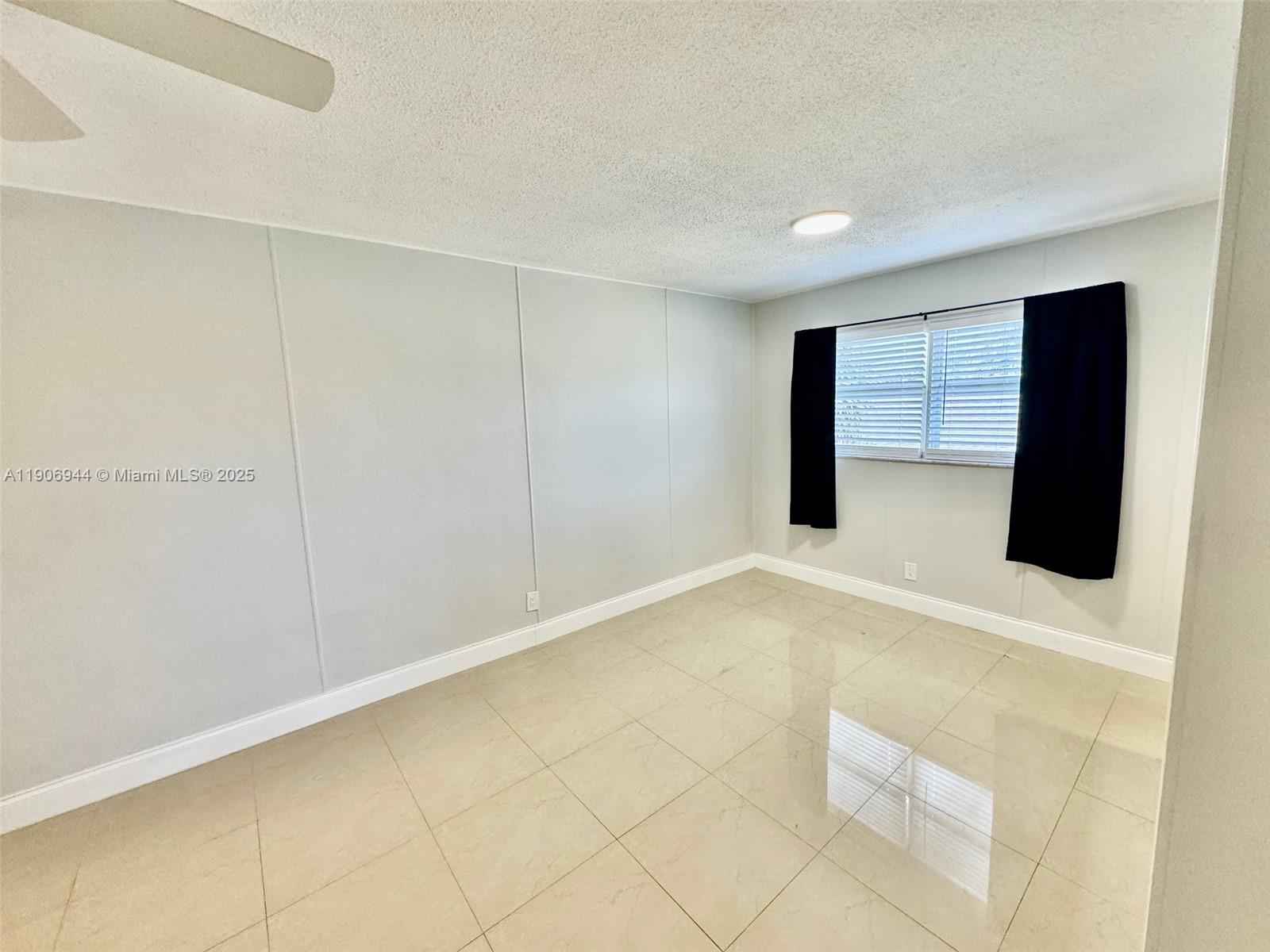POMPANO ISLES SEC - Residential Lease