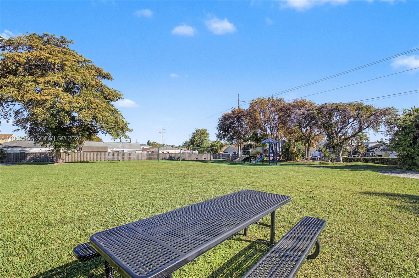 VILLAS OF DEERWOOD REPLAT - Residential