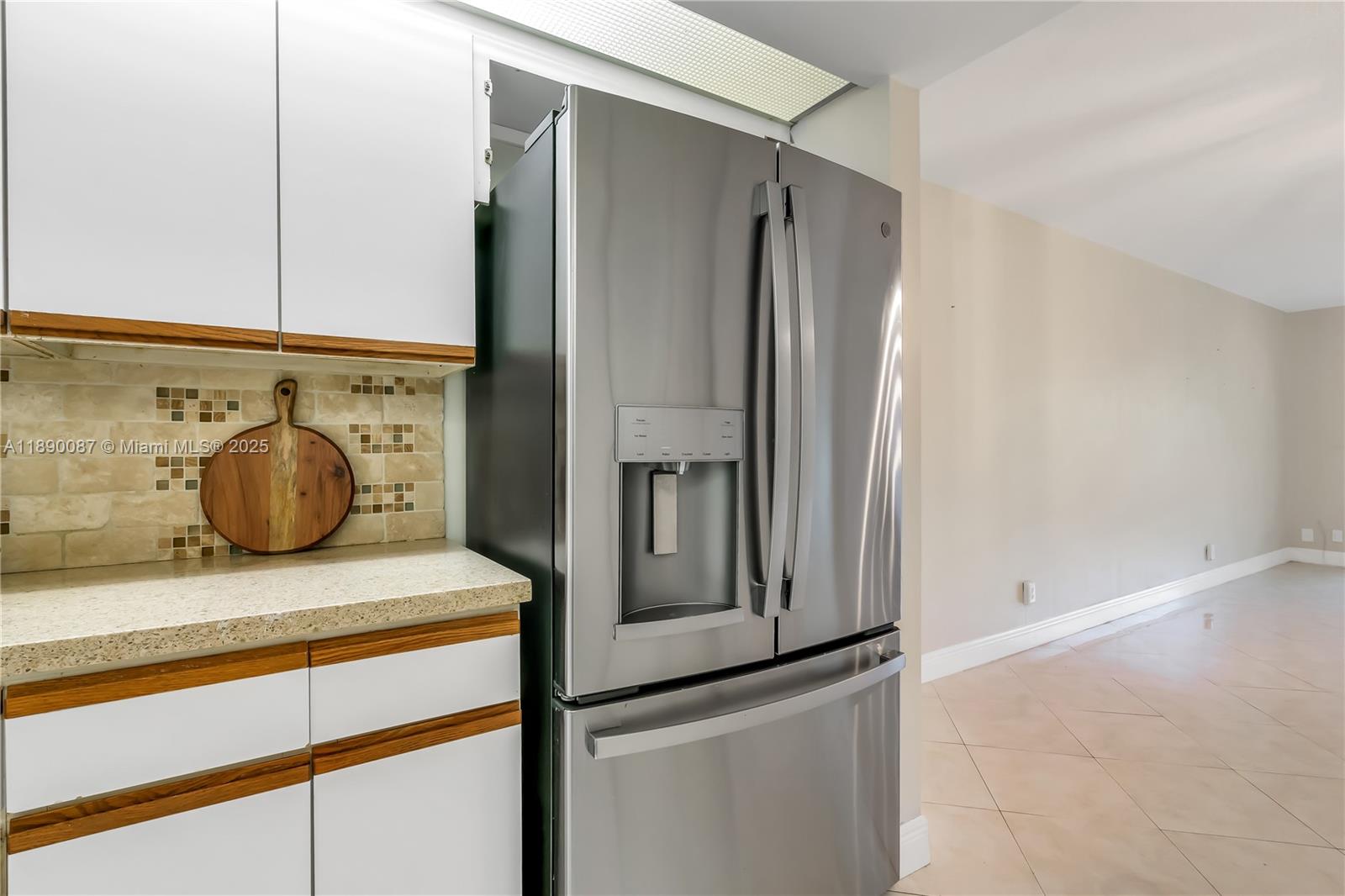 BUCKINGHAM EAST AT CENTUR - Residential Lease