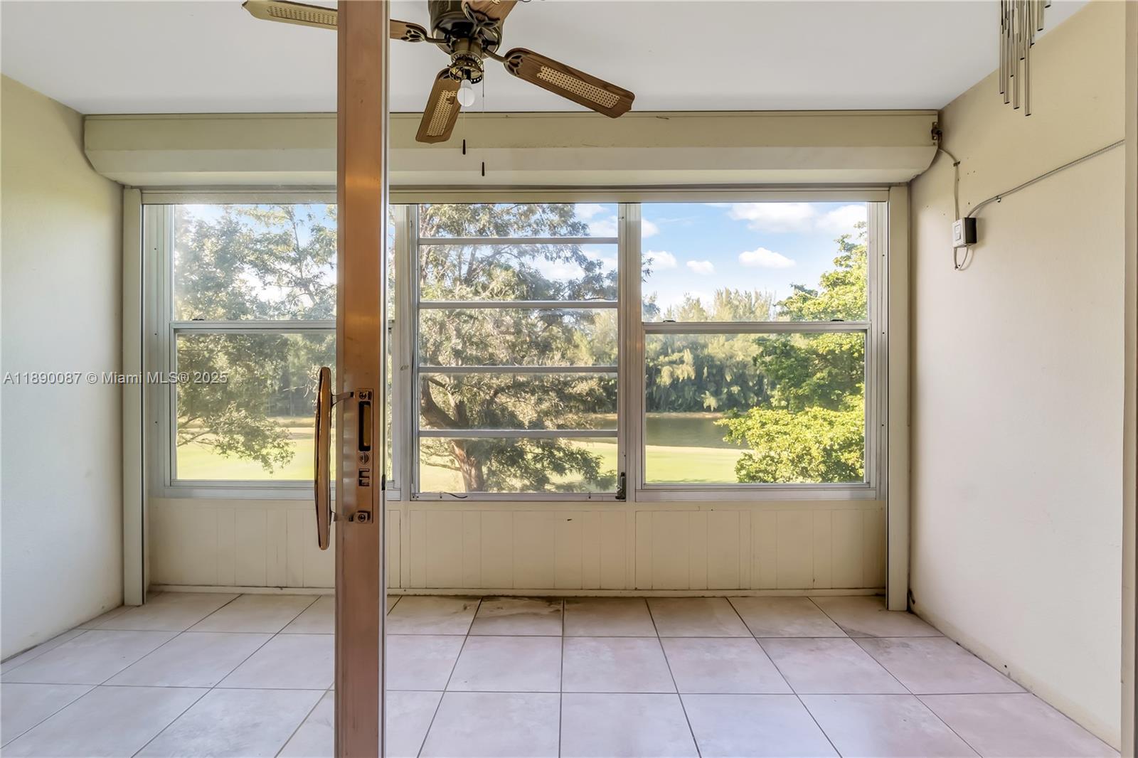 BUCKINGHAM EAST AT CENTUR - Residential Lease