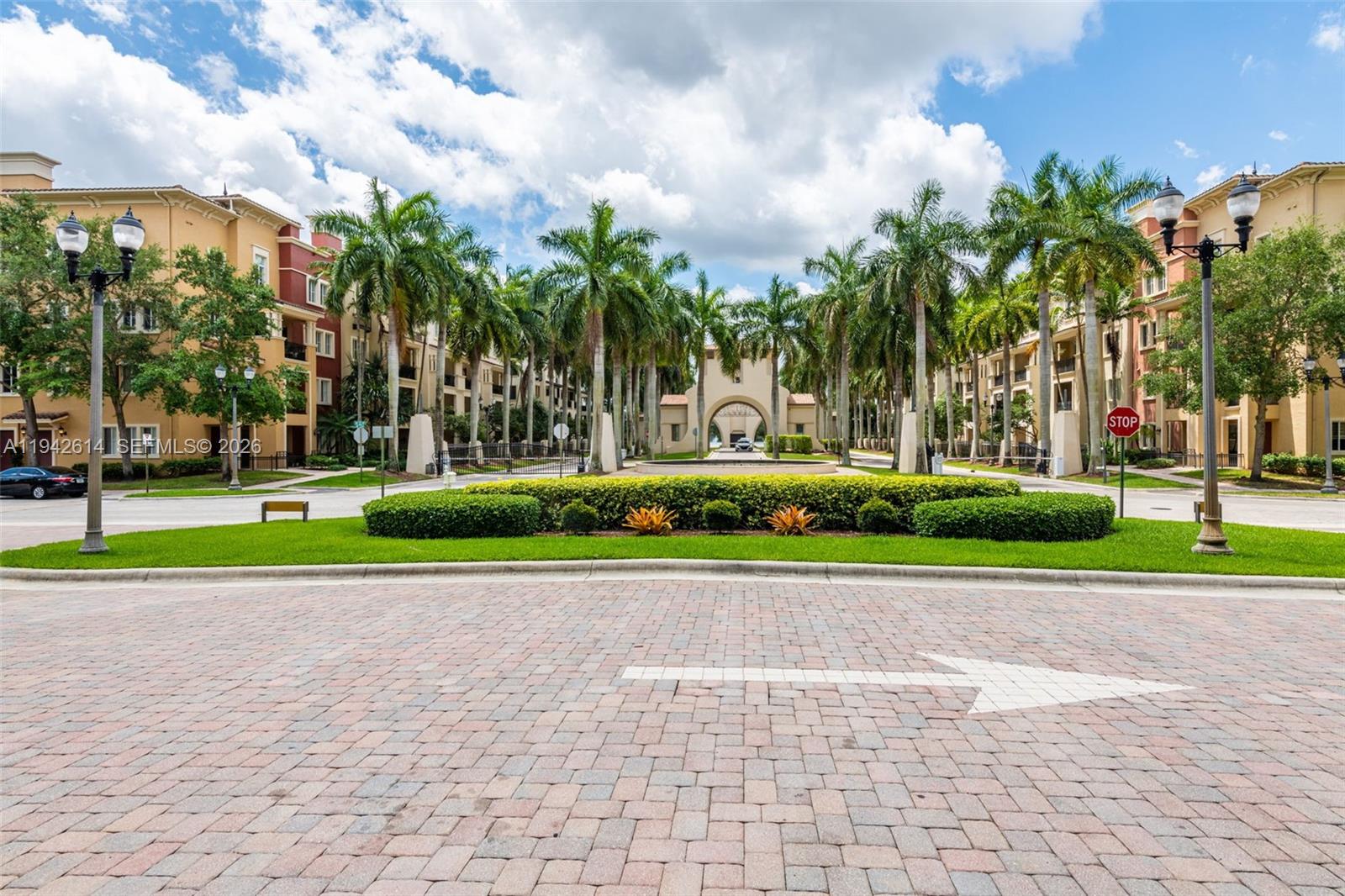 ARTESIA-VILLA CASTILLE CON - Residential