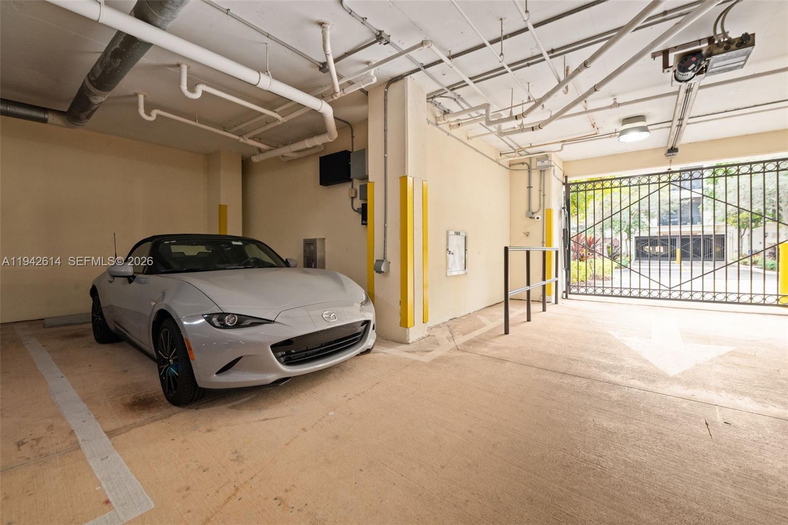 ARTESIA-VILLA CASTILLE CON - Residential