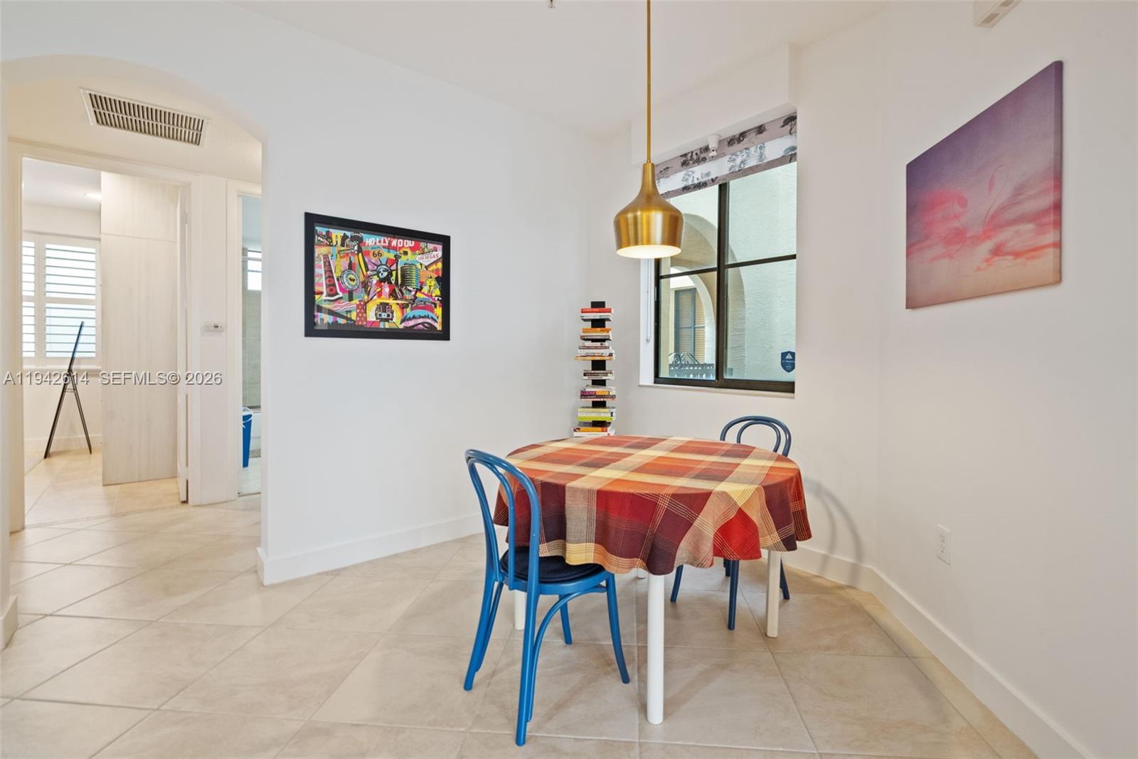 ARTESIA-VILLA CASTILLE CON - Residential