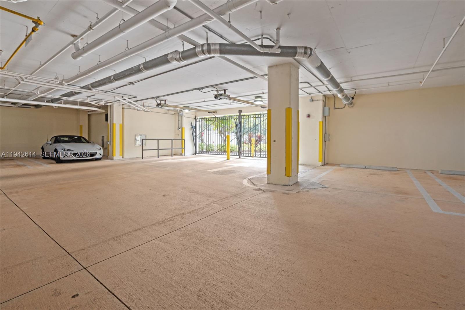 ARTESIA-VILLA CASTILLE CON - Residential