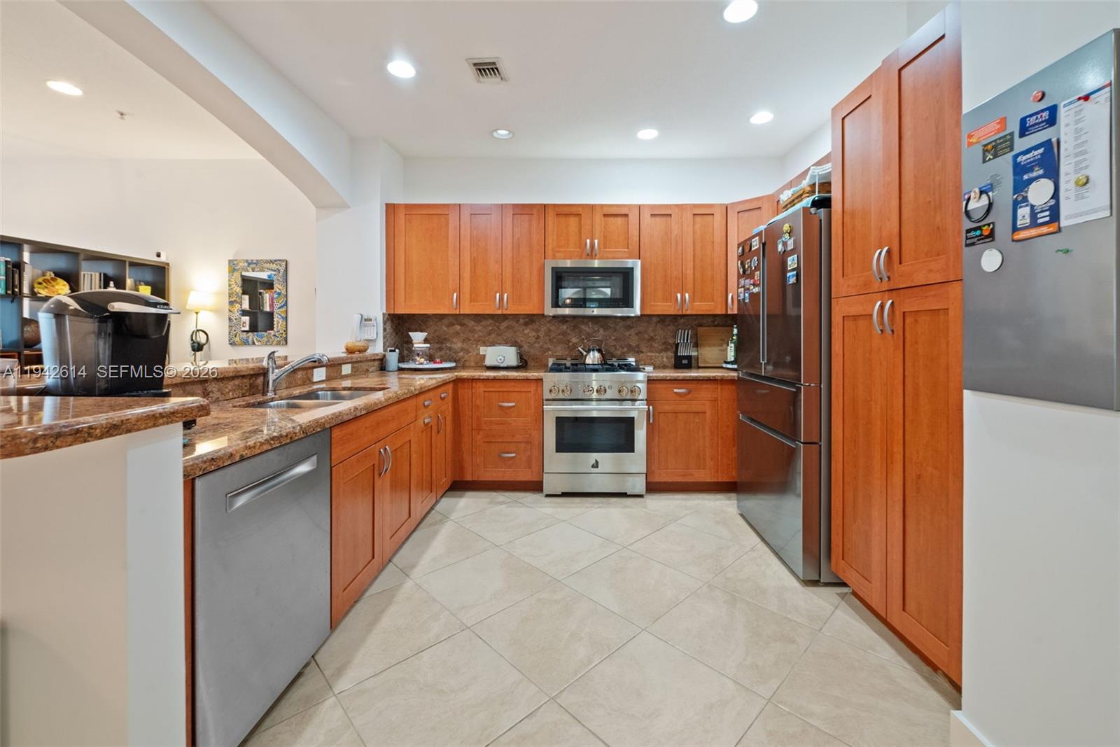 ARTESIA-VILLA CASTILLE CON - Residential