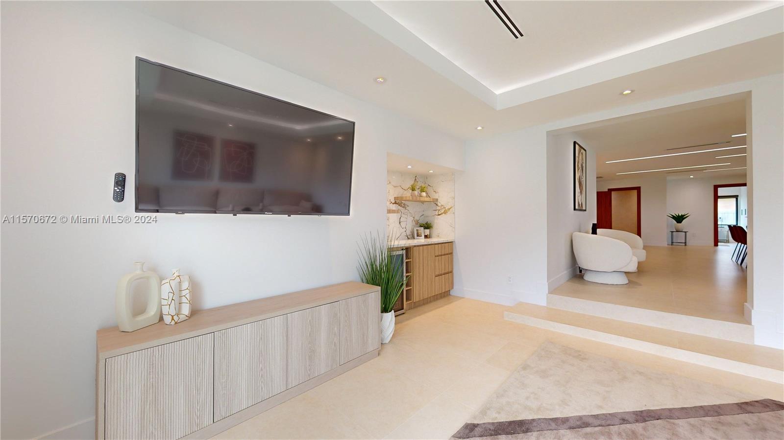 HIGHLAND WOODS SEC 4 - Residential Lease