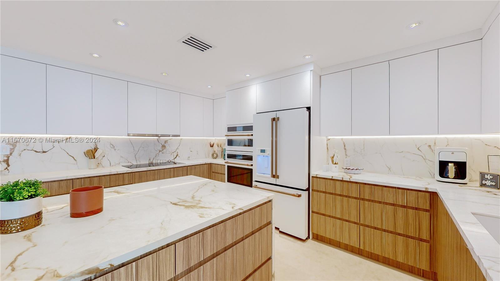 HIGHLAND WOODS SEC 4 - Residential Lease