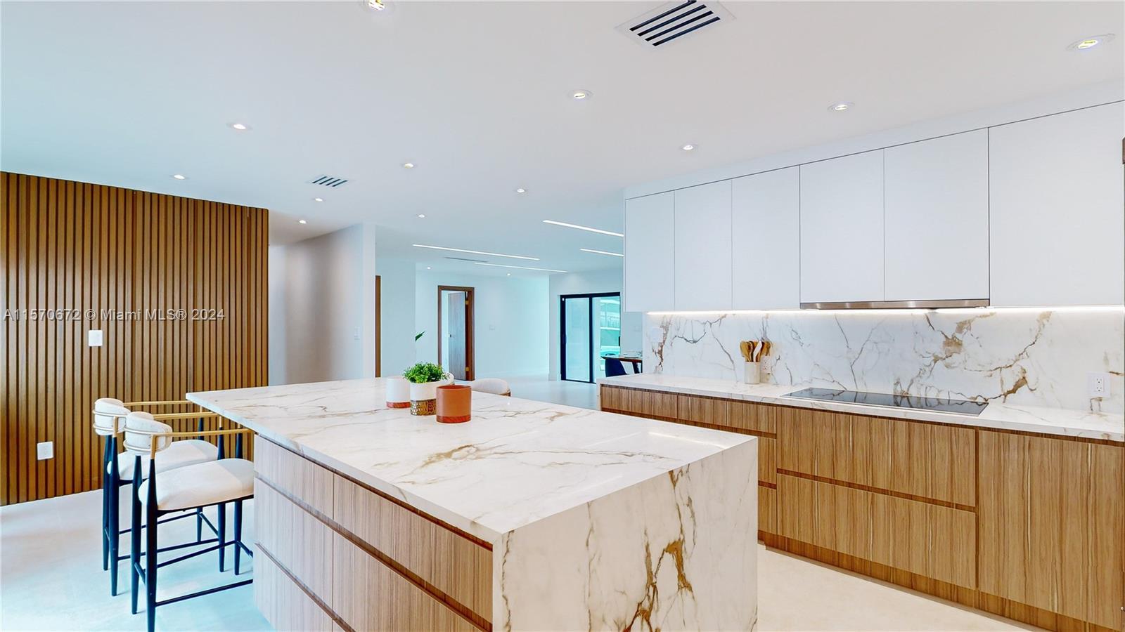 HIGHLAND WOODS SEC 4 - Residential Lease