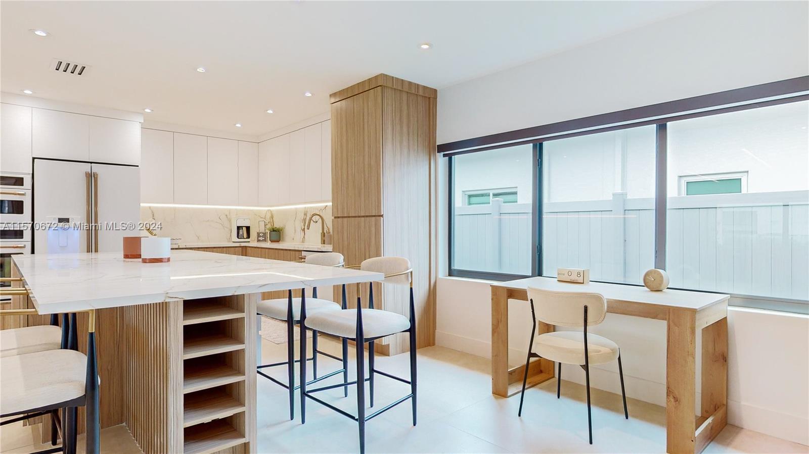 HIGHLAND WOODS SEC 4 - Residential Lease
