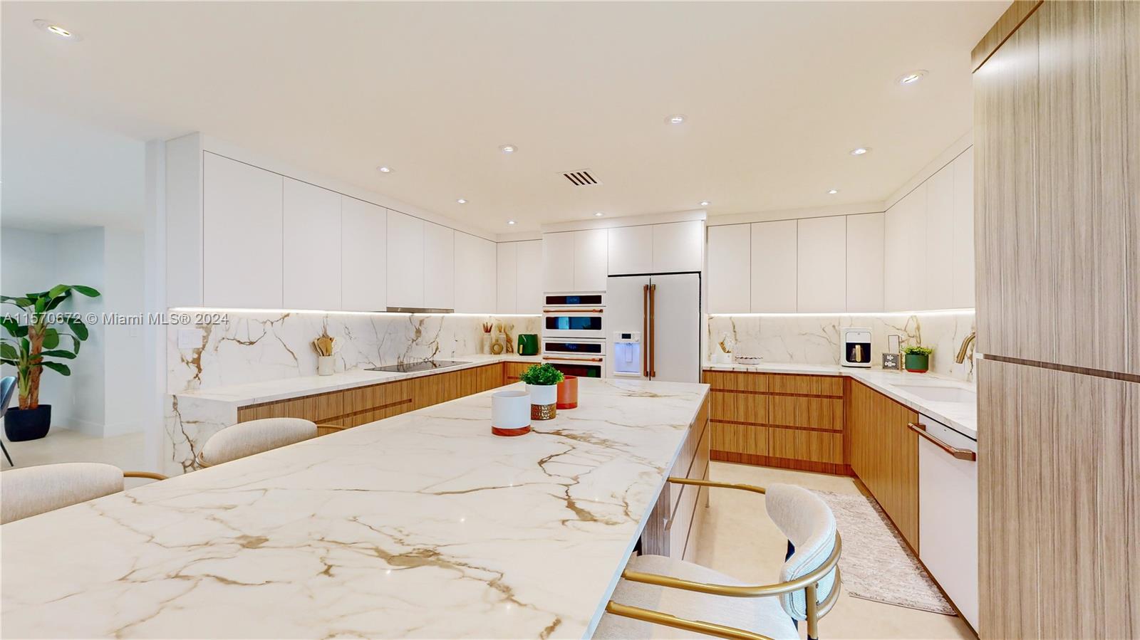 HIGHLAND WOODS SEC 4 - Residential Lease