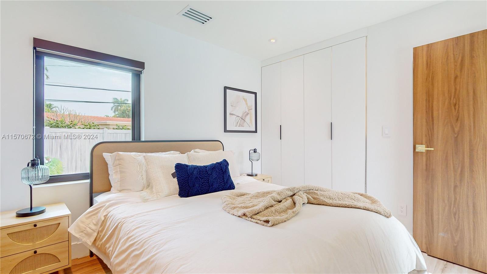 HIGHLAND WOODS SEC 4 - Residential Lease