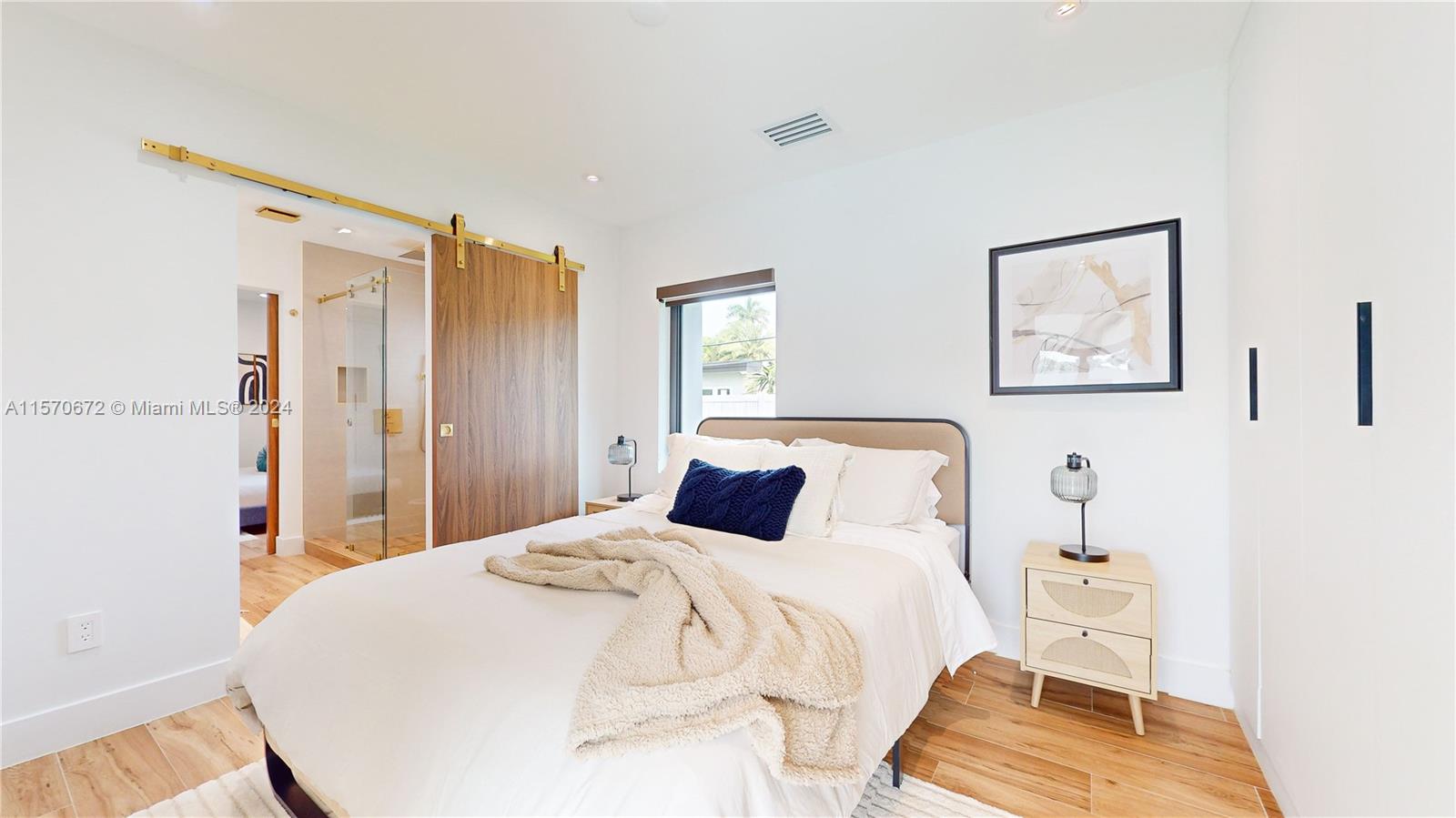 HIGHLAND WOODS SEC 4 - Residential Lease