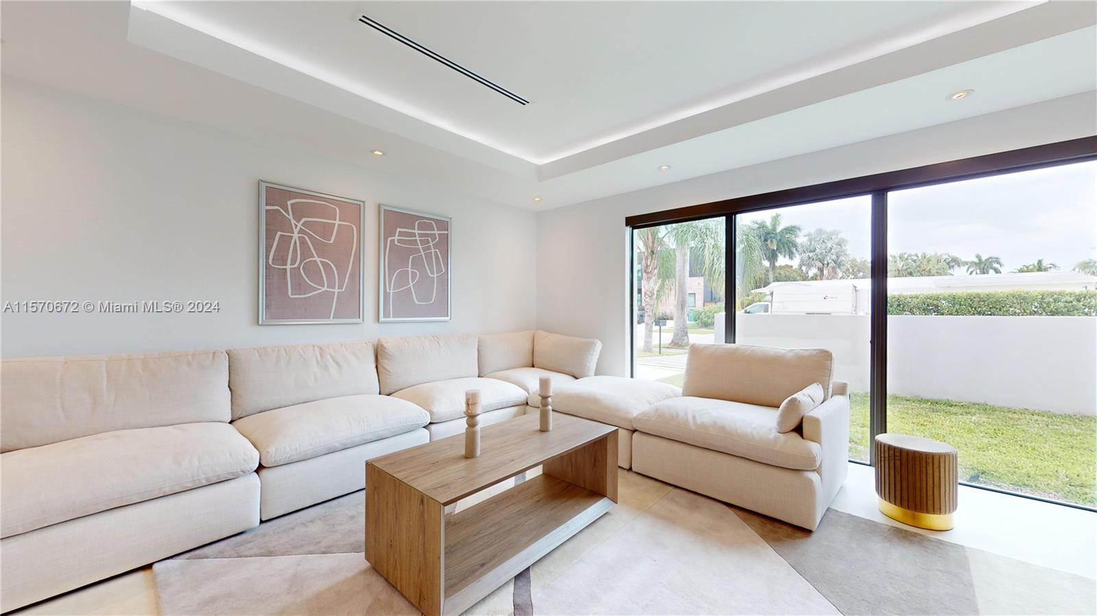 HIGHLAND WOODS SEC 4 - Residential Lease