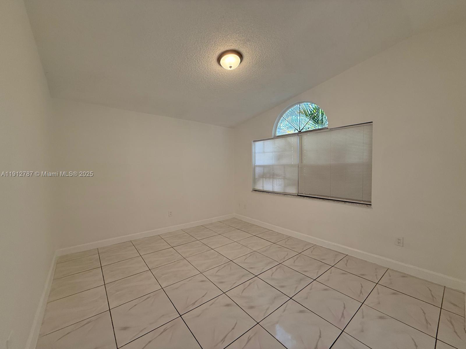 MEADOWS OF MIRAMAR PH 3 - Residential Lease