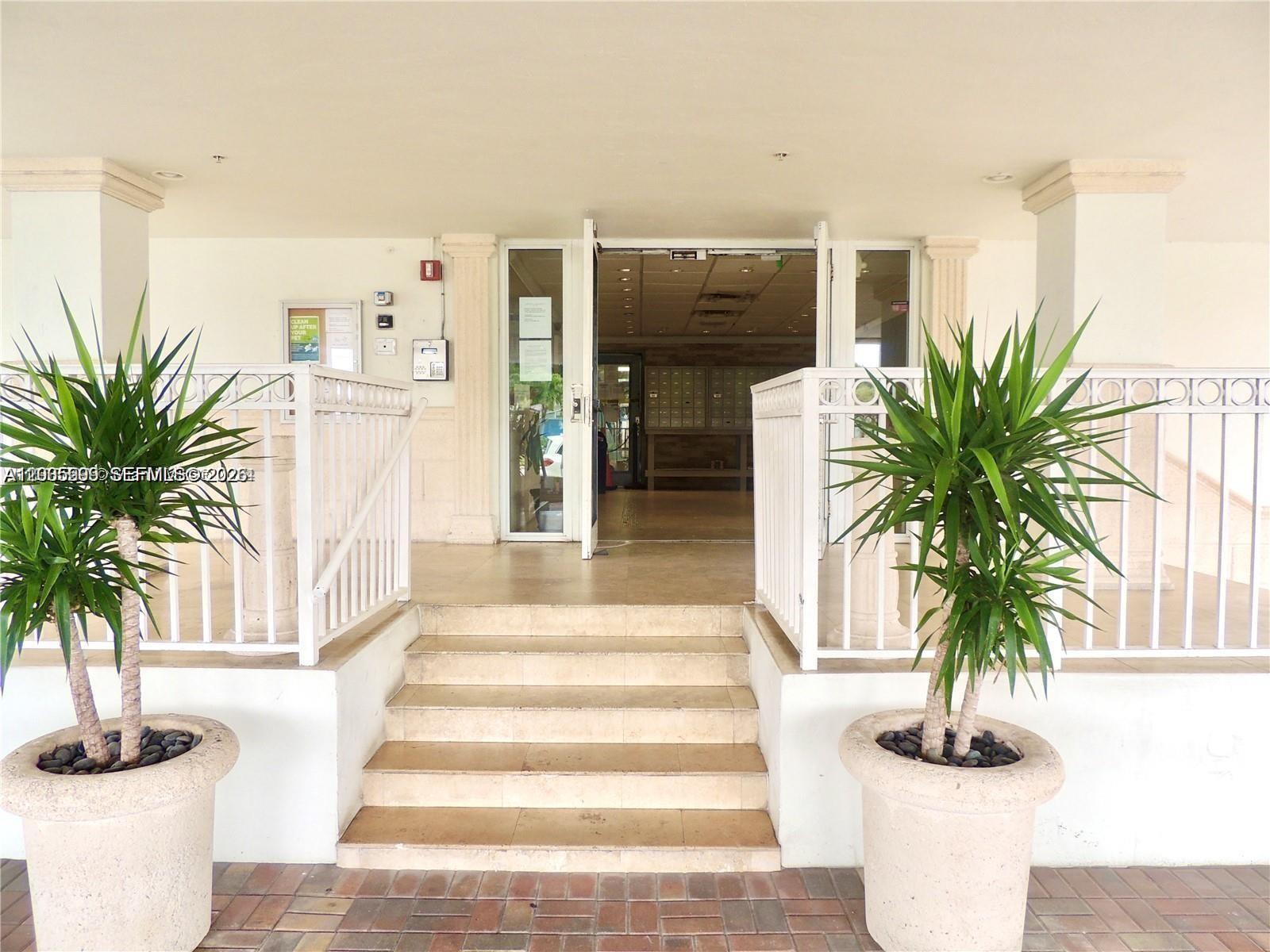 CARIBBEAN TOWERS CONDO - Residential Lease
