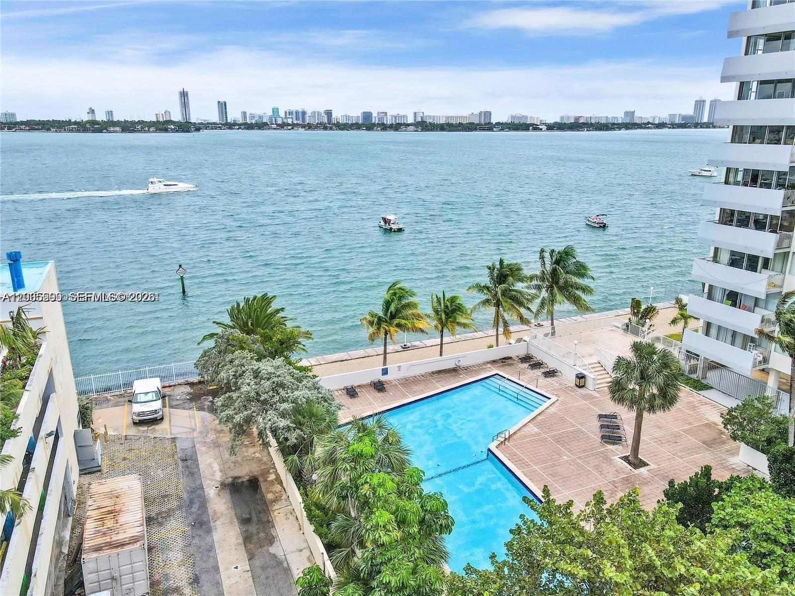 7545 E Treasure Dr 9H