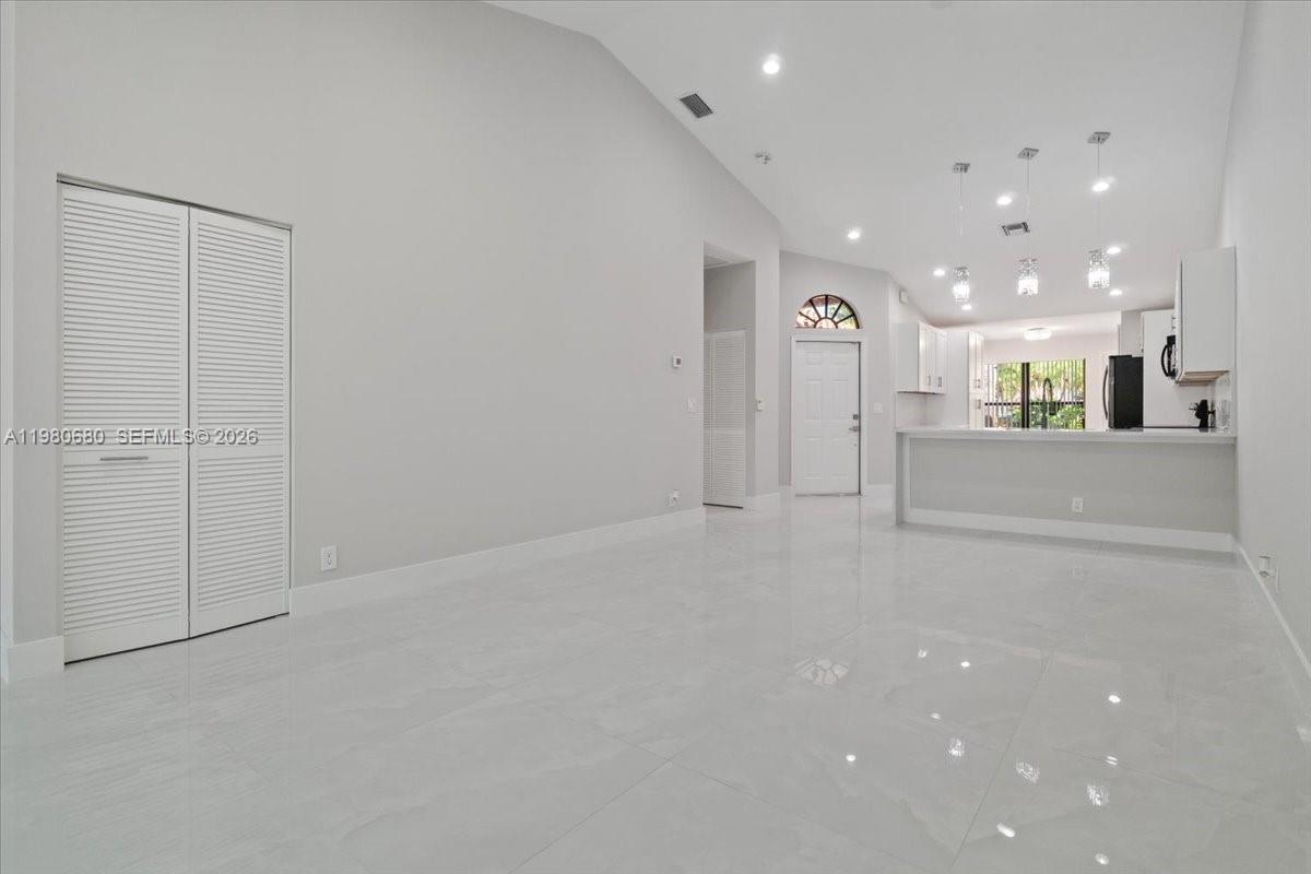 MERIDIANA AT BOCA POINTE - Residential