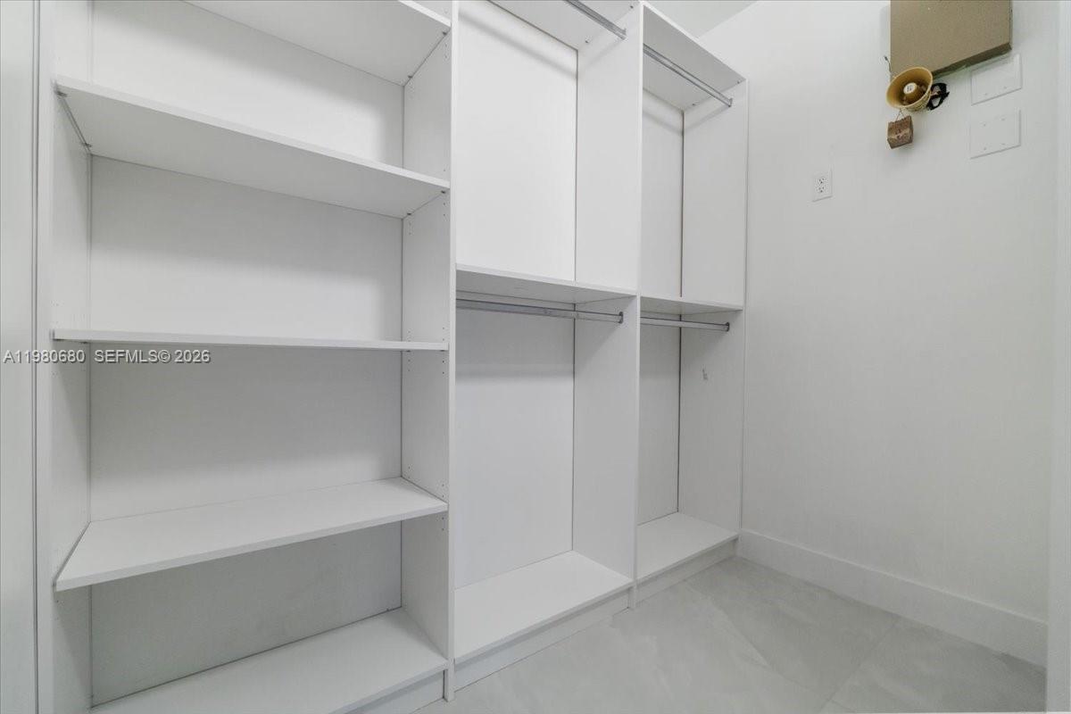 MERIDIANA AT BOCA POINTE - Residential