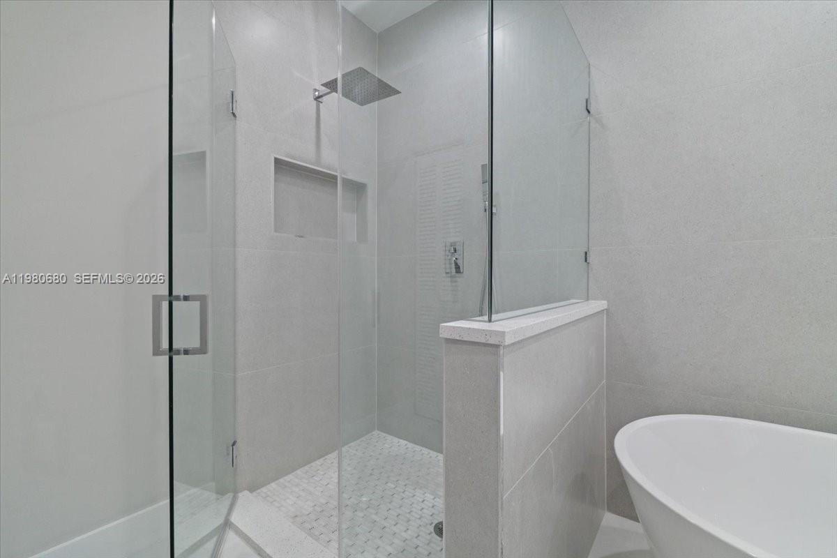 MERIDIANA AT BOCA POINTE - Residential