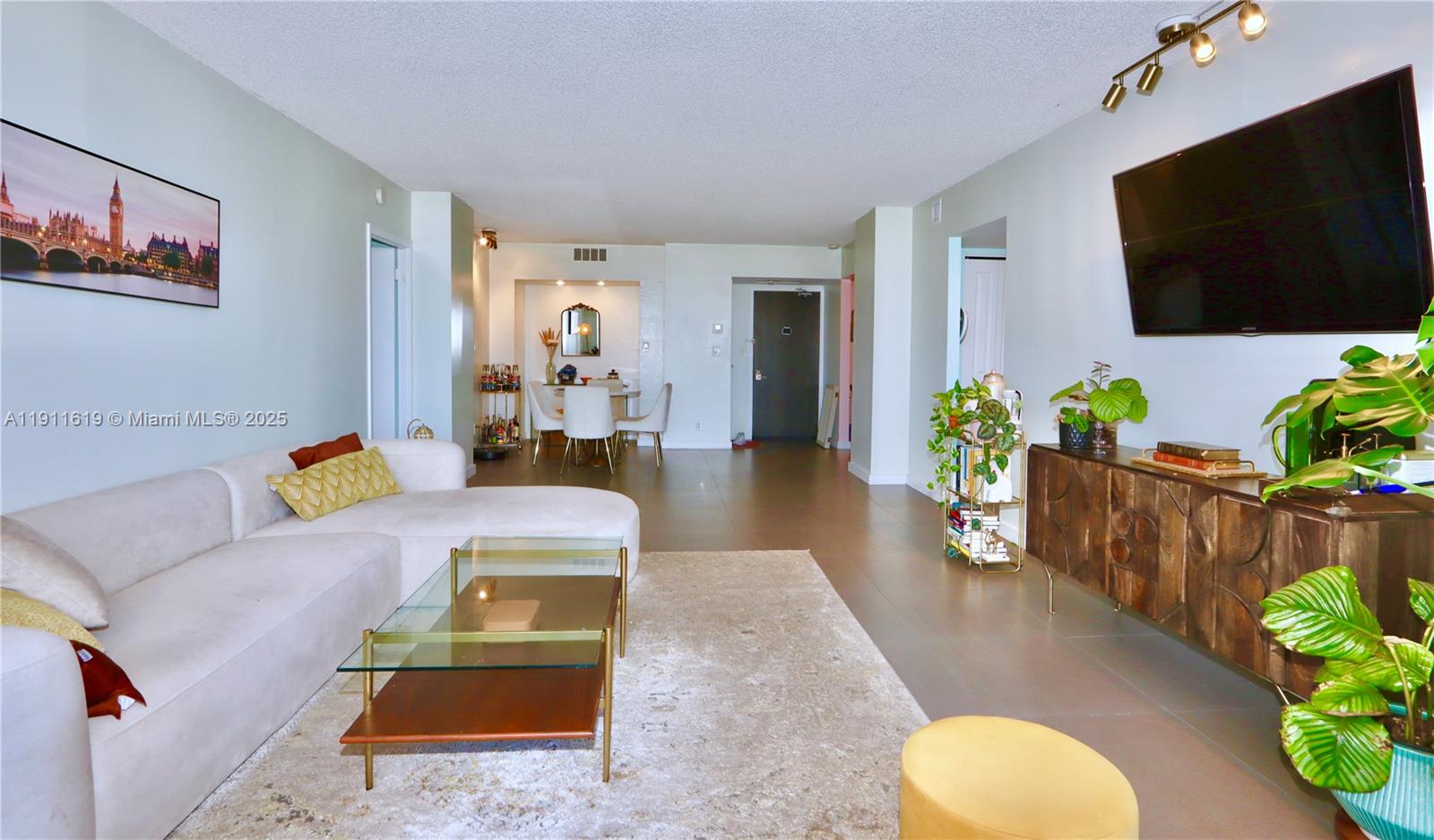 CORONADO CONDO - Residential