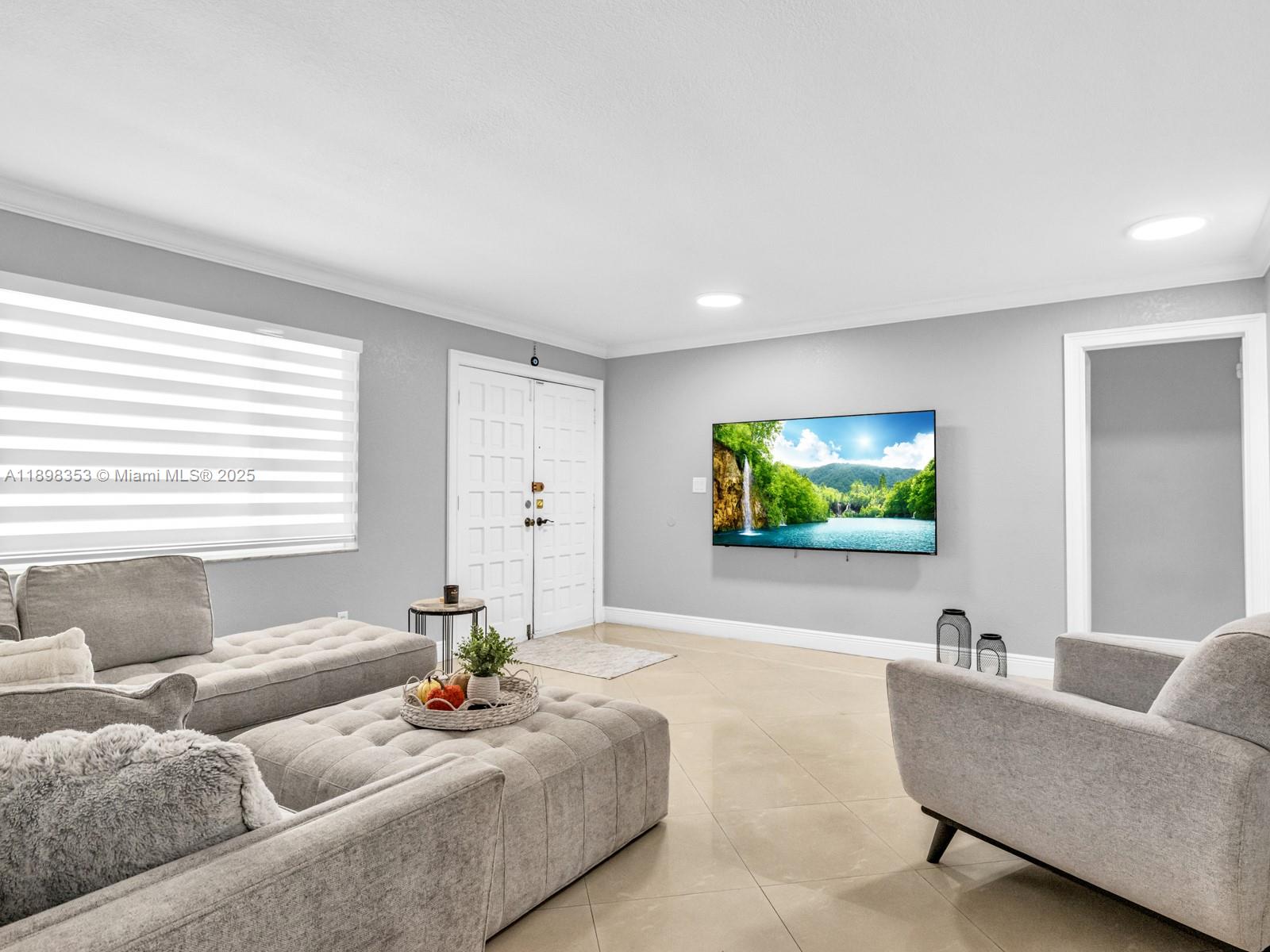 BIRD VILLAS SUB - Residential