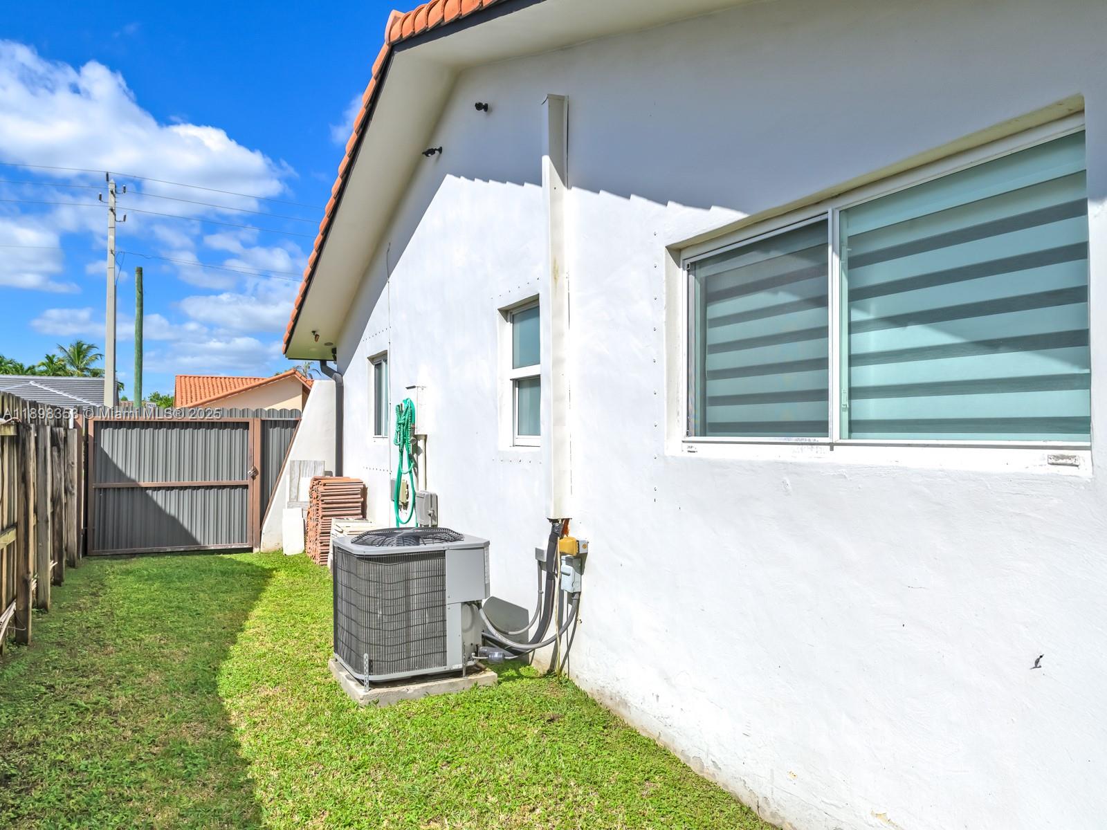 BIRD VILLAS SUB - Residential