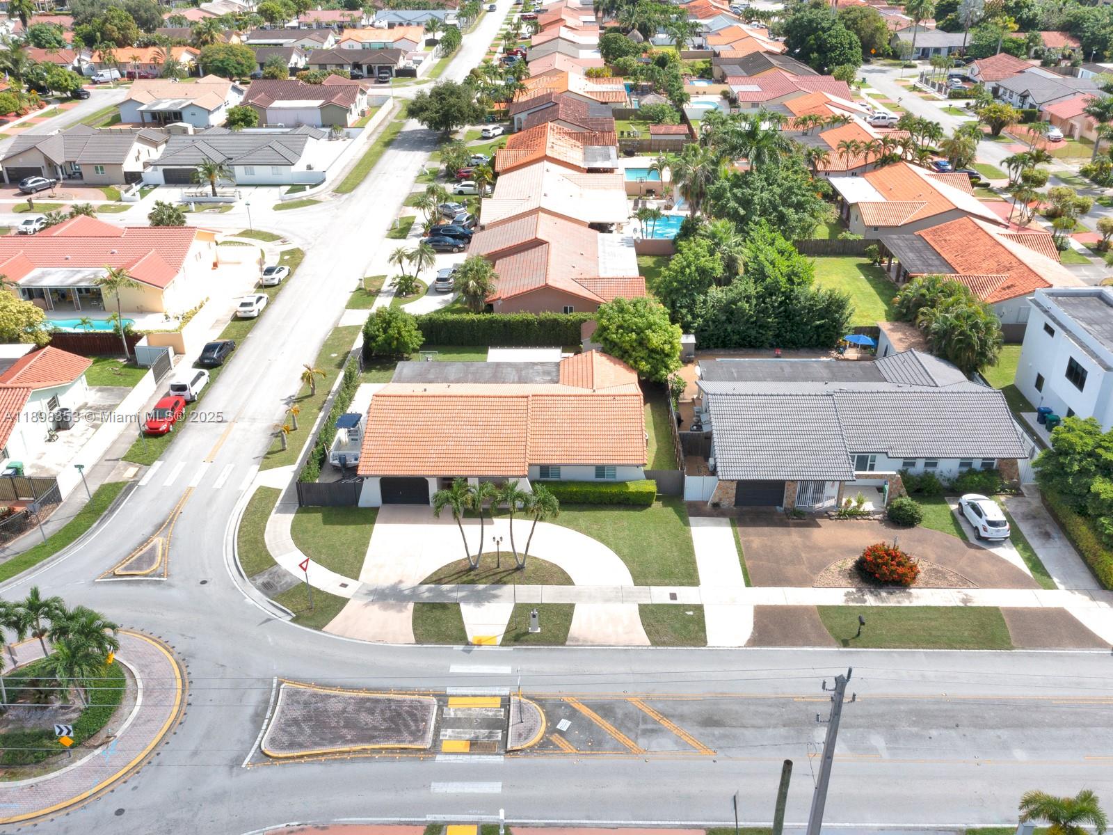 BIRD VILLAS SUB - Residential