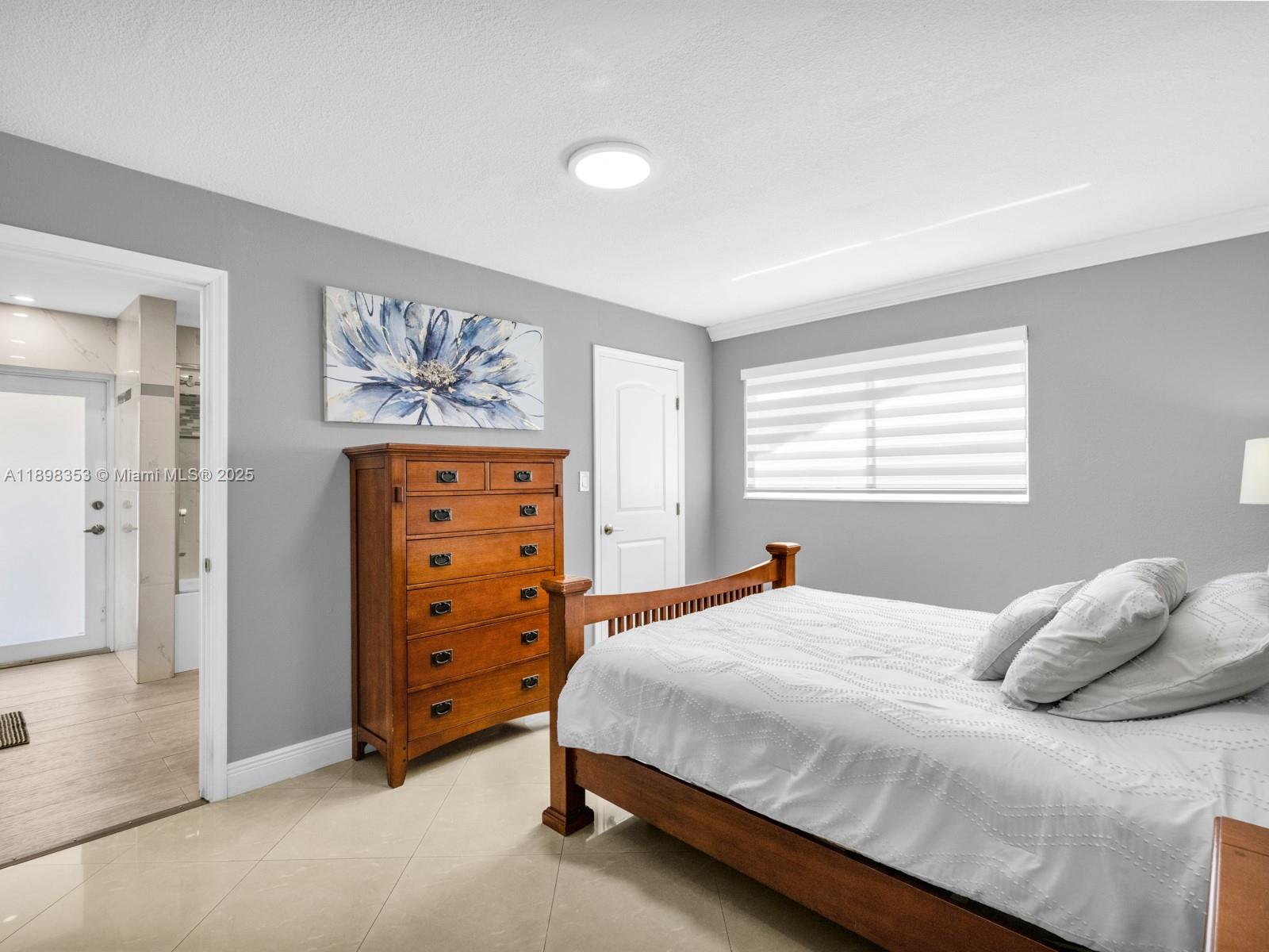 BIRD VILLAS SUB - Residential