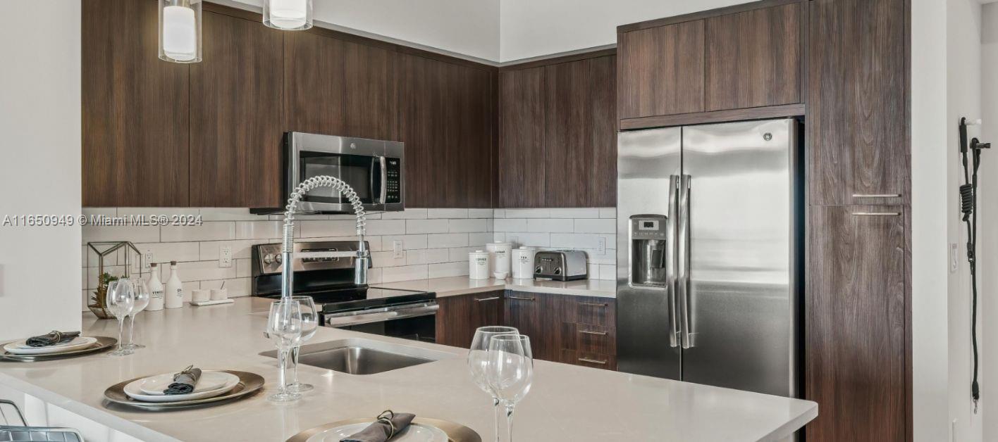 Parkline Palm Beaches - Residential Lease