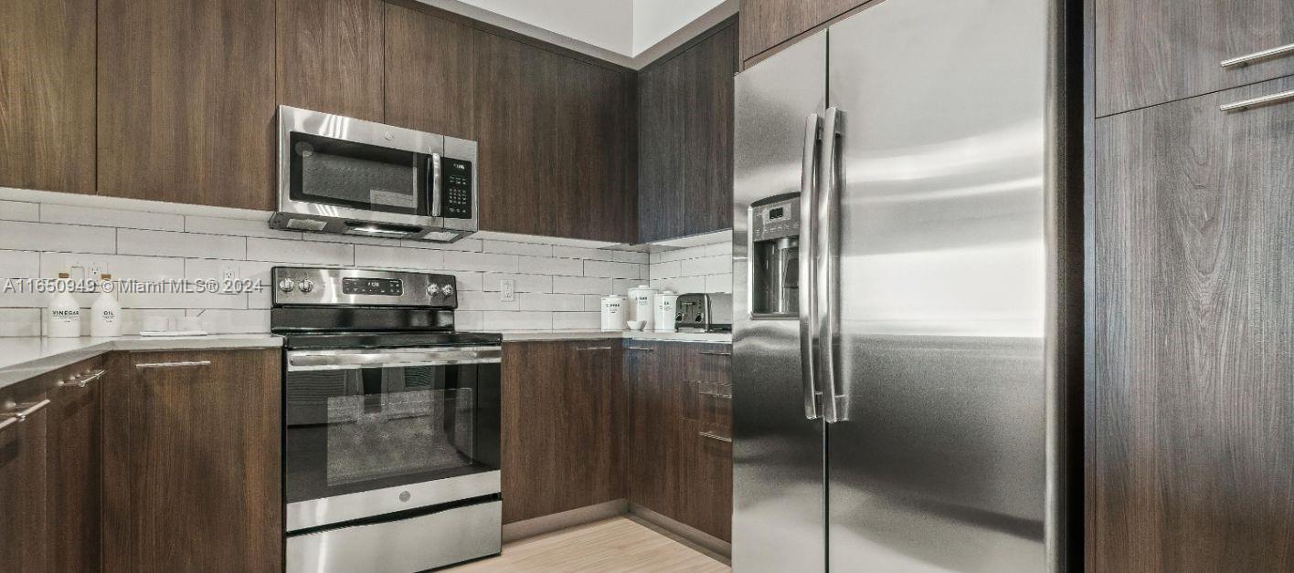 Parkline Palm Beaches - Residential Lease