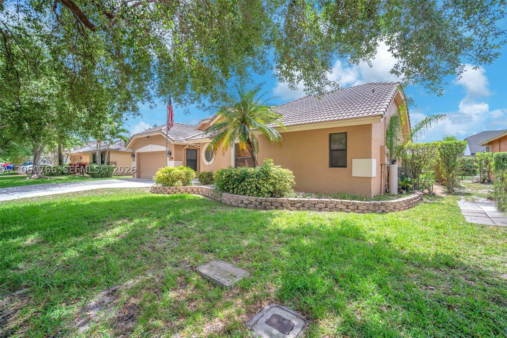 5143 NW 42nd Ter, Coconut Creek, FL, 33073/$715,000 4 5143 NW 42nd Ter