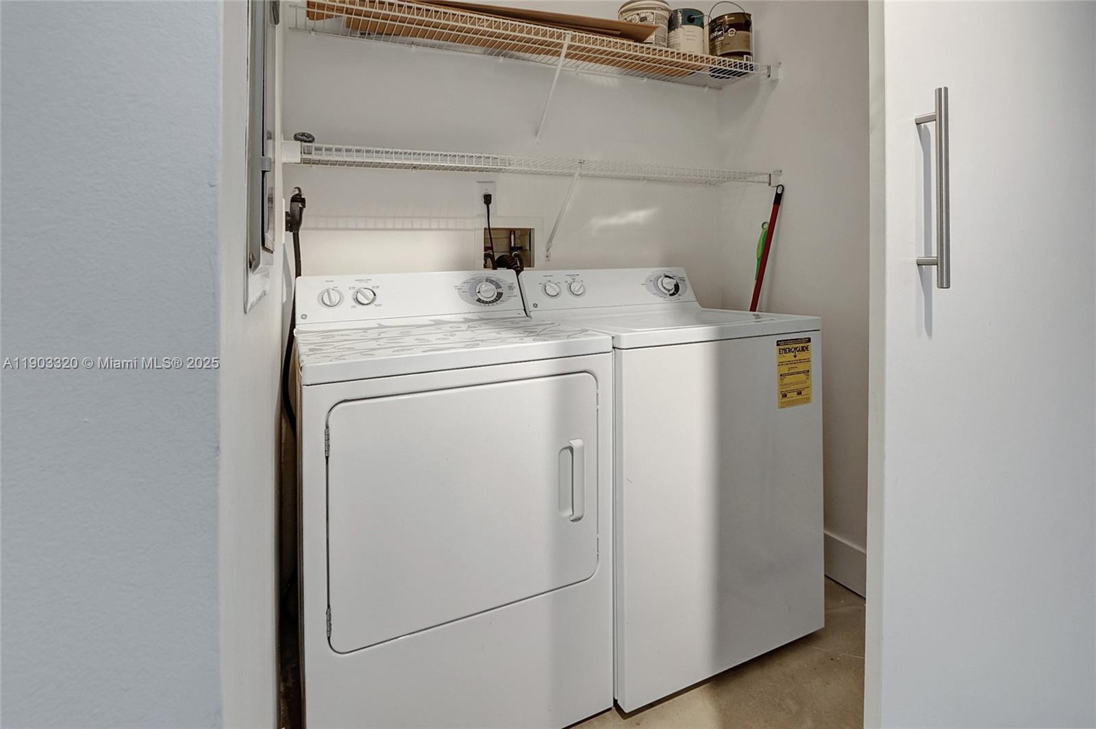 CITE CONDO - Residential Lease