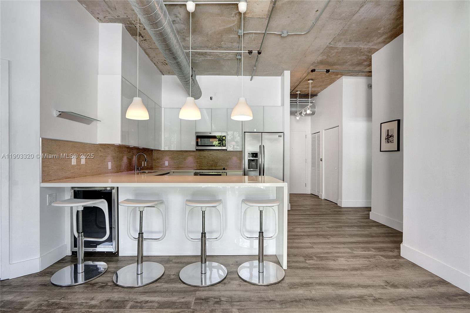 CITE CONDO - Residential Lease