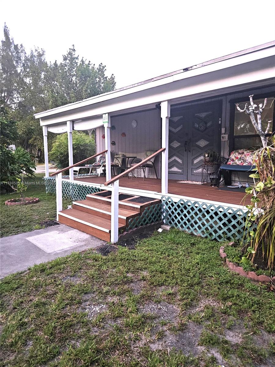 5096 SW 28th Ter