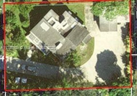 5096 SW 28th Ter Dania Beach FL 33312