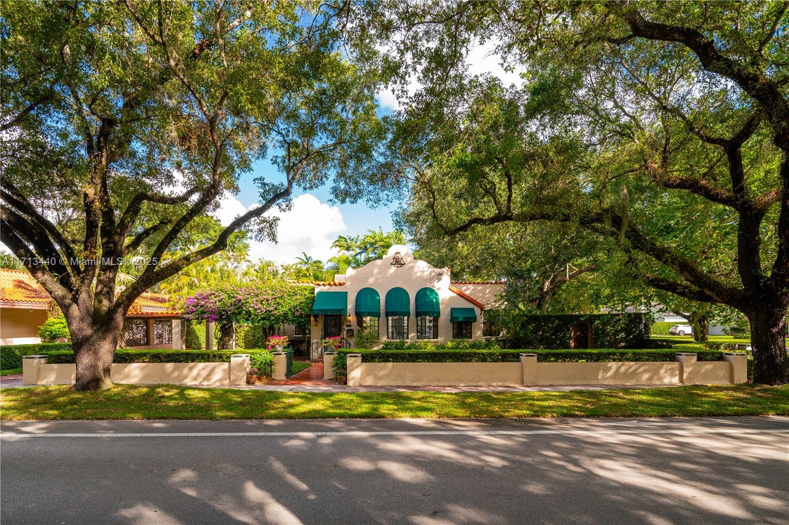 CORAL GABLES SEC E - Residential