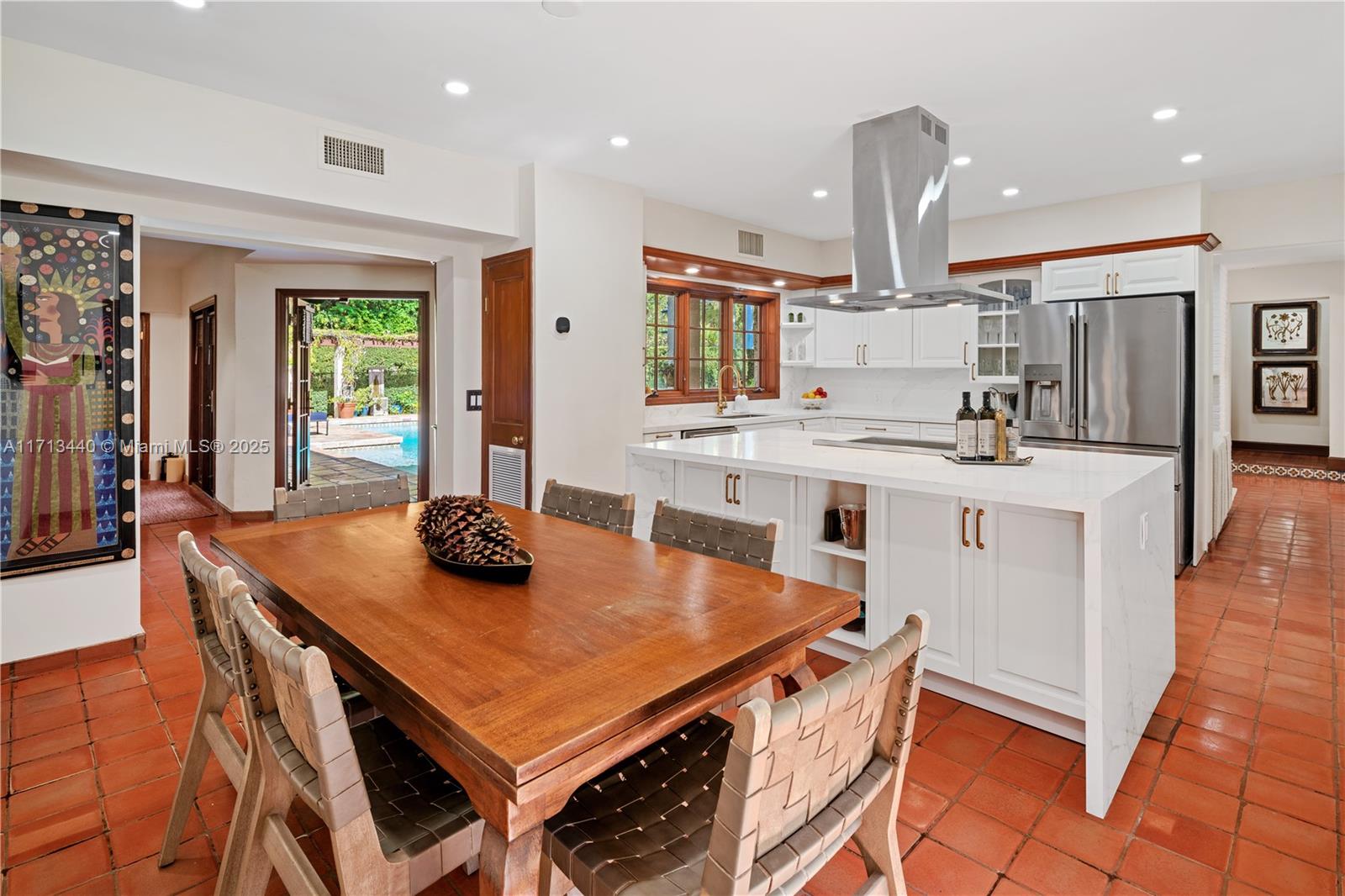 CORAL GABLES SEC E - Residential