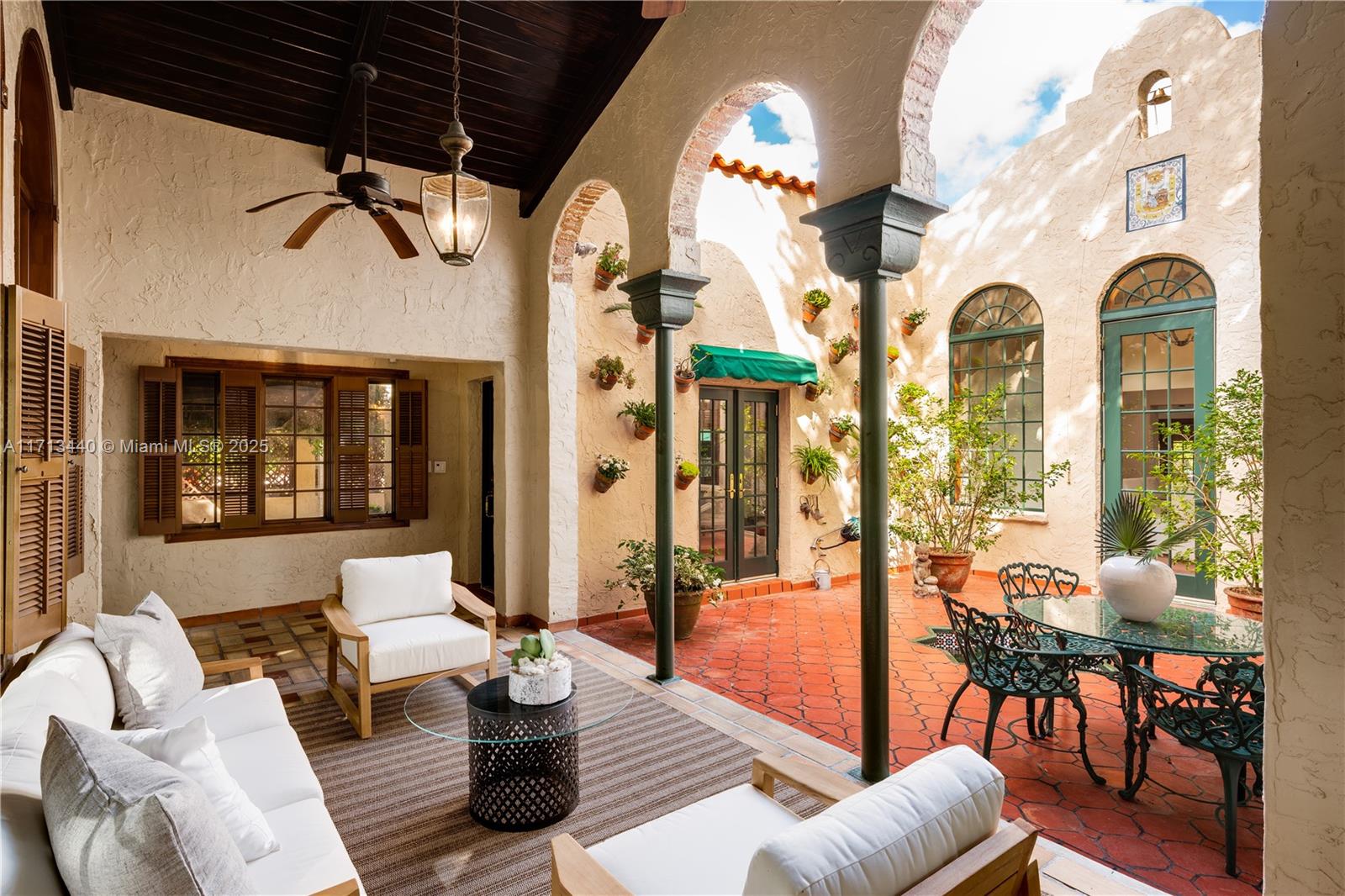 CORAL GABLES SEC E - Residential