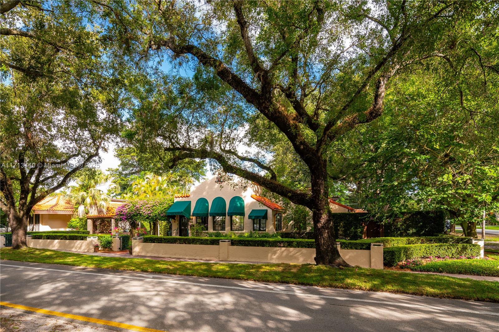 CORAL GABLES SEC E - Residential