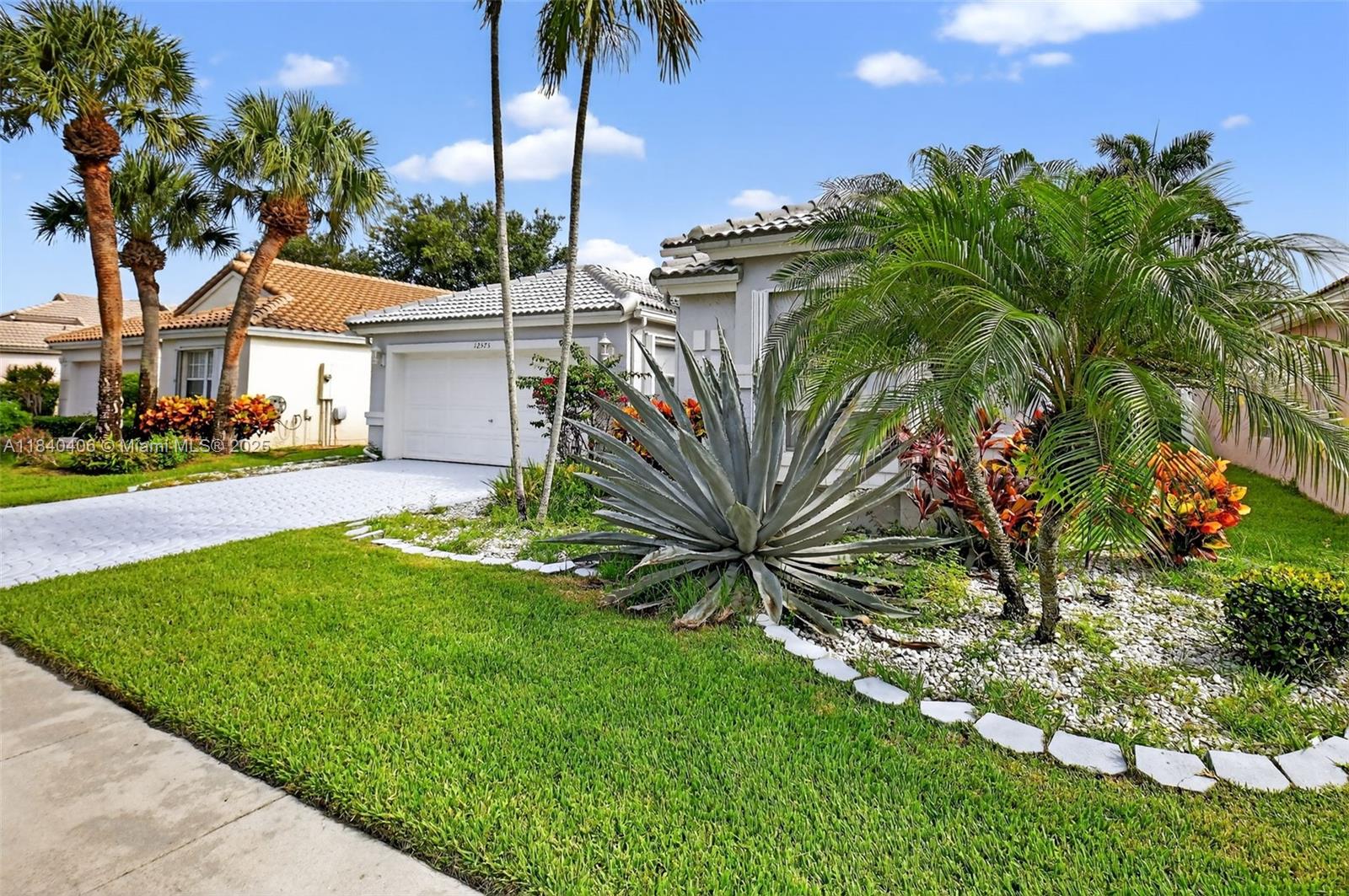 12573 S Coral Lakes Dr